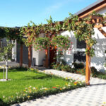 Pergola obrastená viničom Slovenský Grob