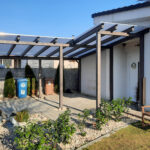 Prístrešok na auto s prístreškom nad dvere - Vrbové